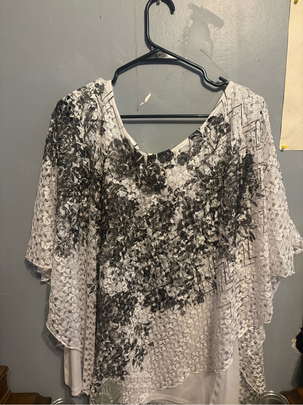 Black & White Flowy Top